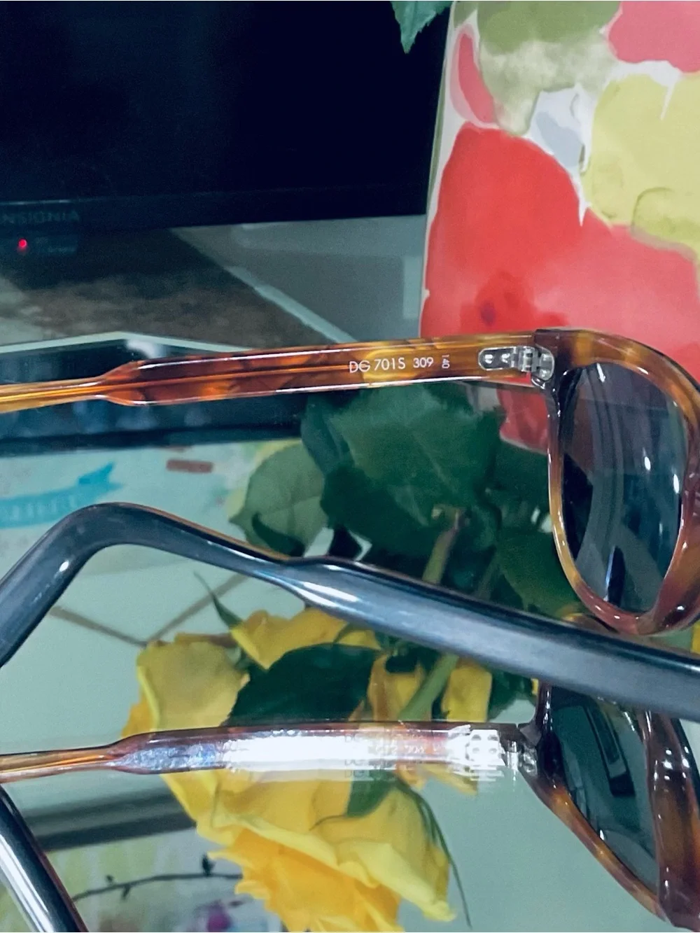 DOLCE & GABANNA SUNGLASSES